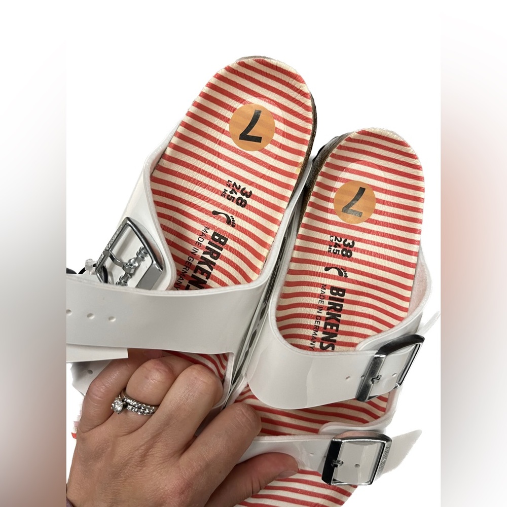 NWT BIRKENSTOCK Arizona White Birko-Flor Sandal Size 8 - Picture 12 of 17